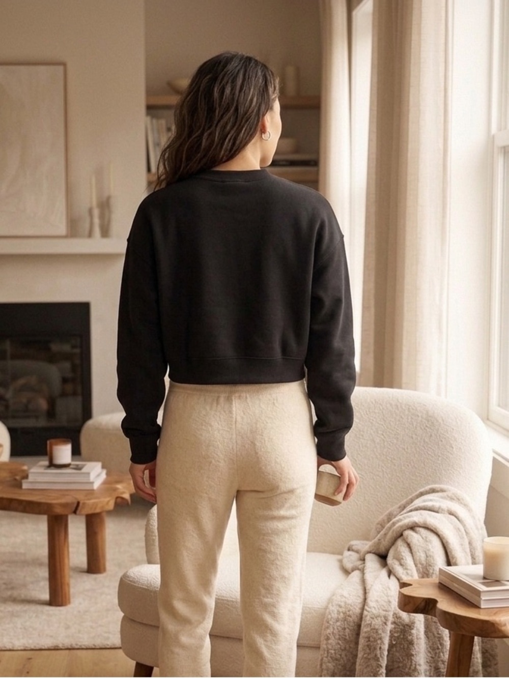 Nike Center Swoosh Cropped Fleece Sweatshirt in Black - Picture 4 of 7